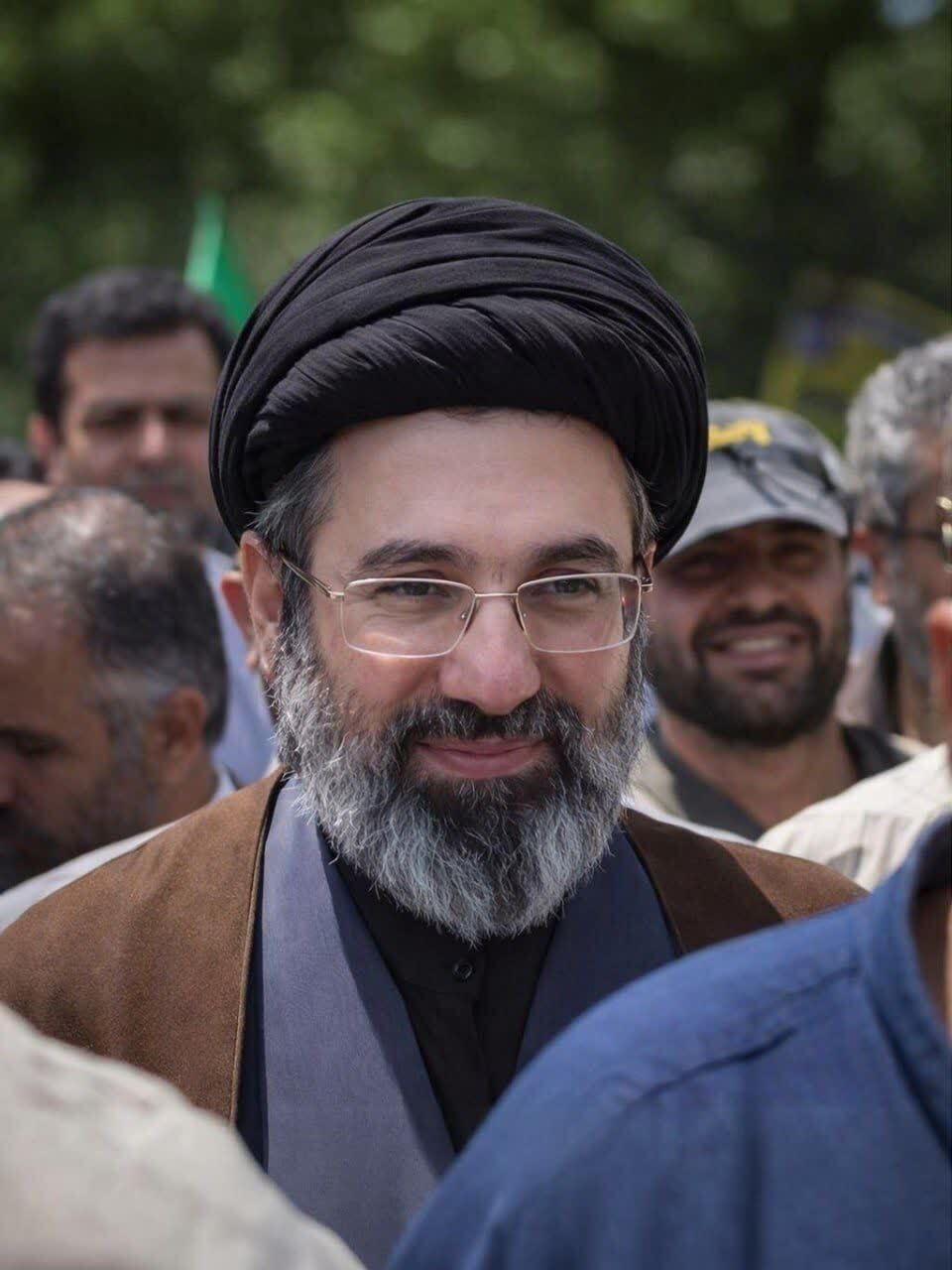 بیعت زرتشتیان کرمان با رهبرجدید انقلاب اسلامی