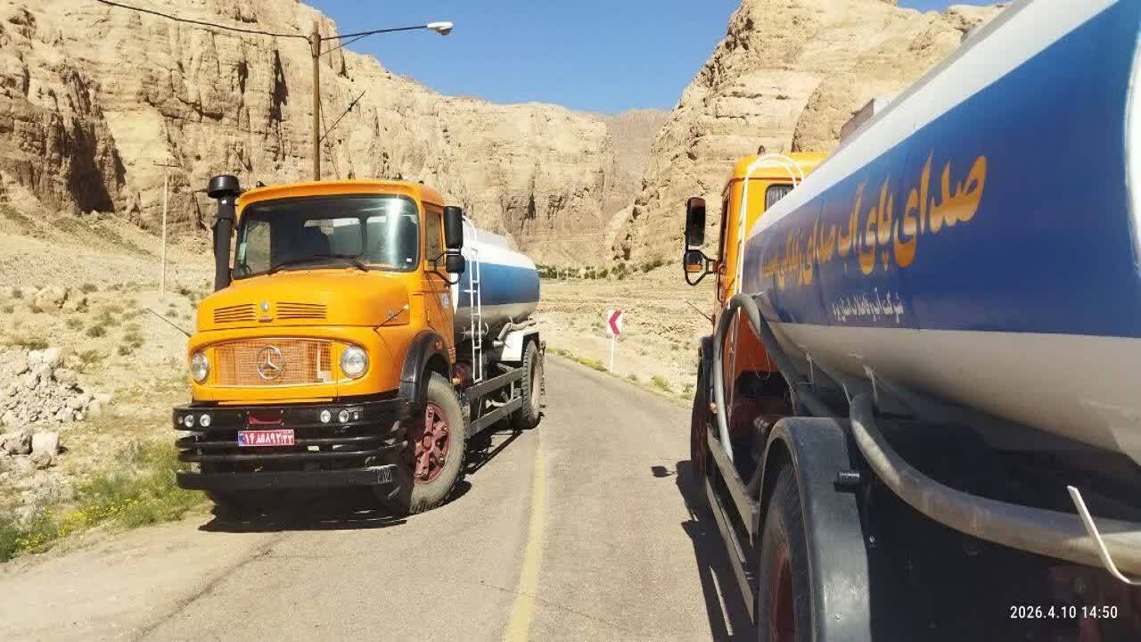 انجام بیش از هزار سرویس آبرسانی سیار به روستاهای بافق انجام بیش از هزار سرویس آبرسانی سیار به روستاهای بافق