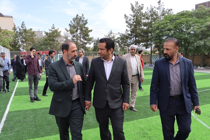 افتتاح زمین چمن مصنوعی در کرمان