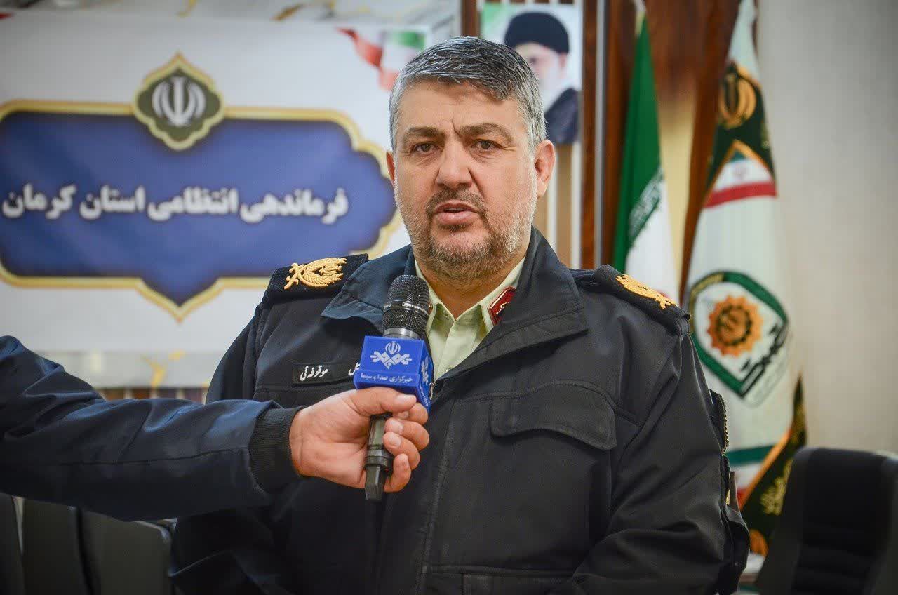 اعضای شبکه سازمانیافته قاچاق سوخت در کمندپلیس کرمان اعضای شبکه سازمانیافته قاچاق سوخت در کمندپلیس کرمان