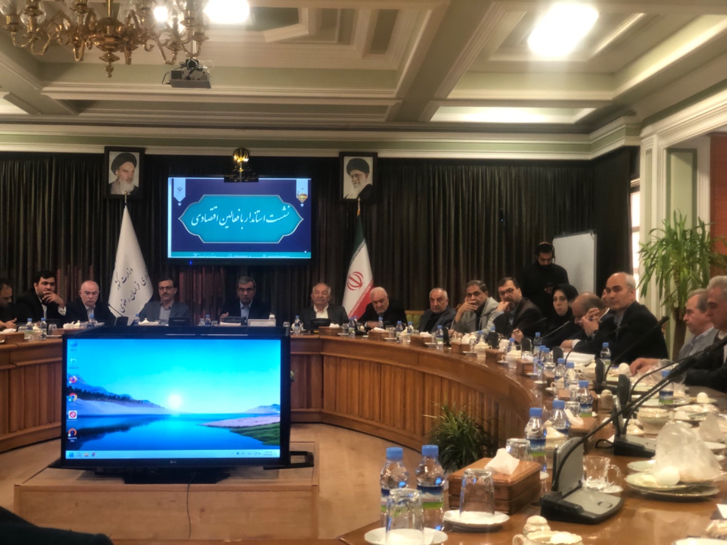 ایران خودرو خراسان باید مستقل شود