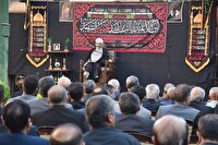 محور انسجام ملی و استمرار مسیر انقلاب،رهبری و ولایت فقیه است