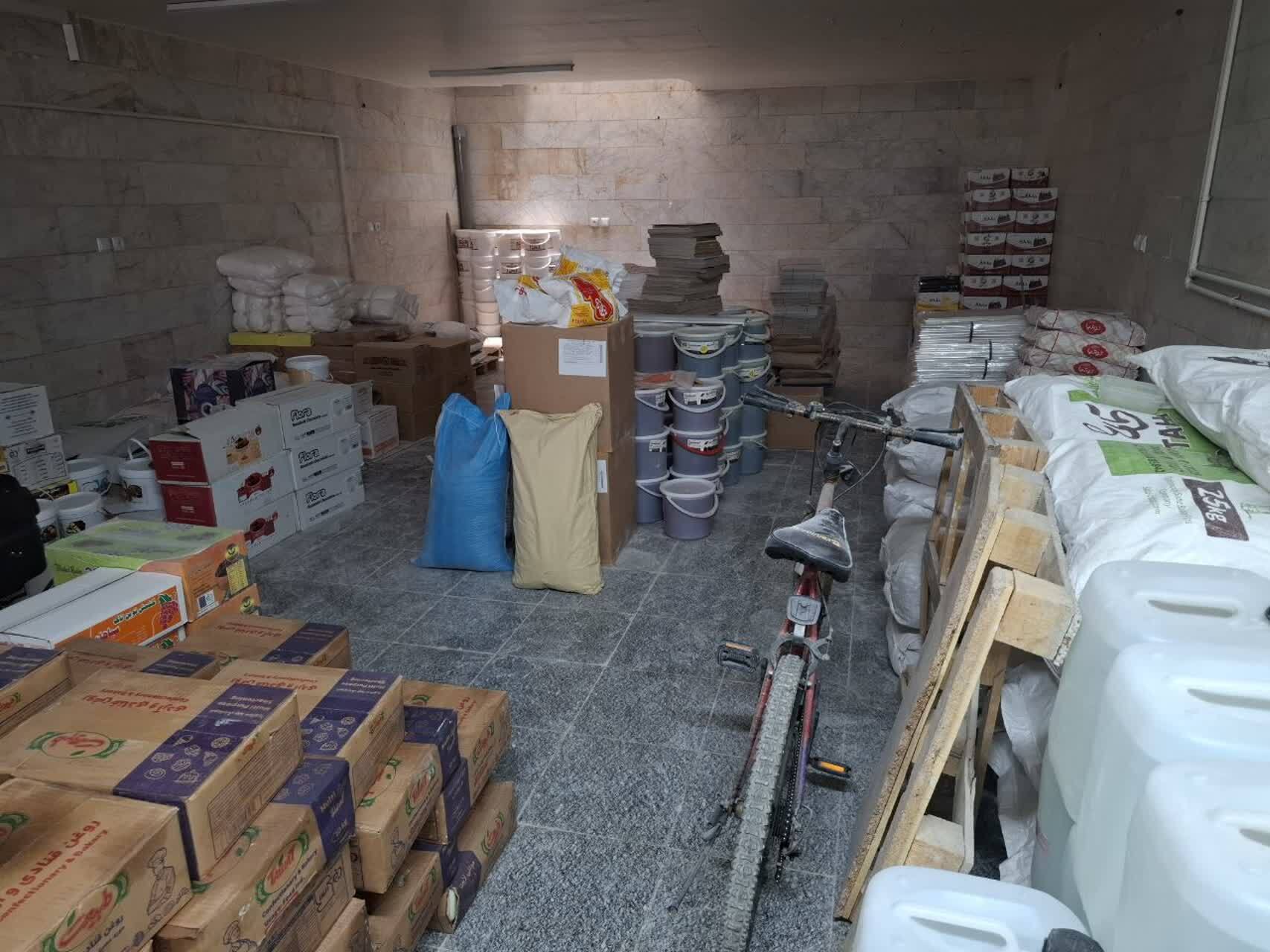 جلوگیری از فعالیت انبار نگهداری مواد غیر مجاز در اصفهان