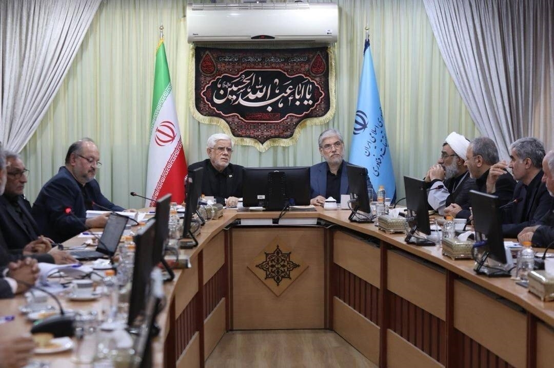 عارف: پیشرفت در علم و فناوری ضامن اقتدار ایران است عارف: پیشرفت در علم و فناوری ضامن اقتدار ایران است